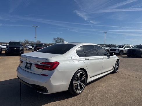 Used 2017 BMW 750i 750i image 16