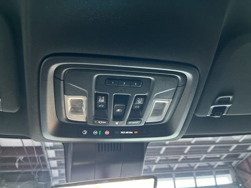 Used 2024 GMC Sierra 3500 AT4 w/ AT4 Premium Plus Package AWD/4WD image 26