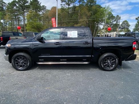Used 2021 Toyota Tundra SR5 w/ Trail Edition image 3