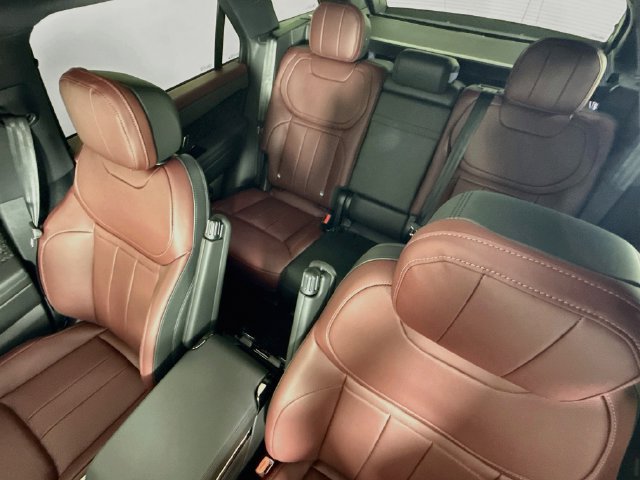 New 2027 Land Rover Range Rover Sport Dynamic SE AWD/4WD image 14