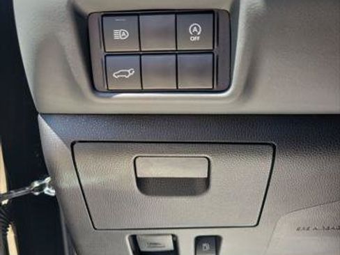 Certified 2026 Toyota Highlander XLE AWD/4WD image 35