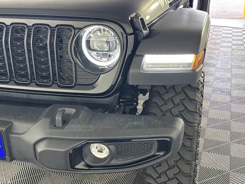 Certified 2025 Jeep Wrangler Unlimited Sport AWD/4WD image 40