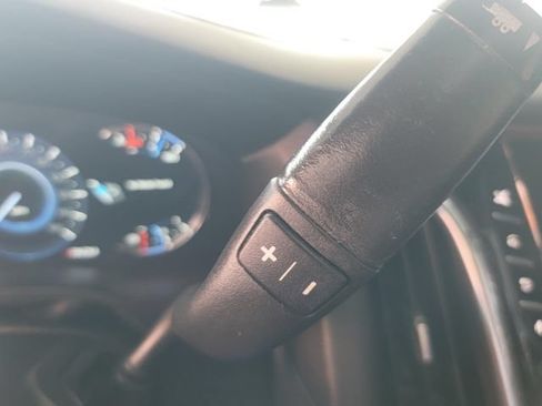Used 2016 Cadillac Escalade ESV Premium AWD/4WD image 18