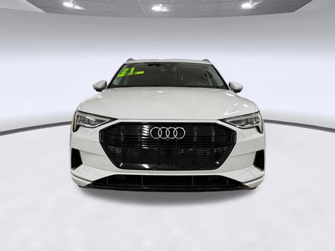 Used 2021 Audi e-tron Premium w/ Convenience Plus Package AWD/4WD image 6