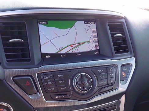 Used 2018 Nissan Pathfinder SL w/ Midnight Edition Package image 16