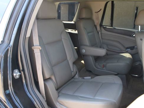 Used 2015 GMC Yukon SLT image 12