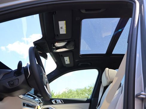 New 2026 BMW X5 sDrive40i RWD image 39