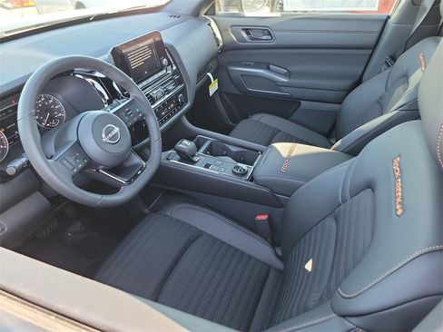 New 2025 Nissan Pathfinder Rock Creek image 3