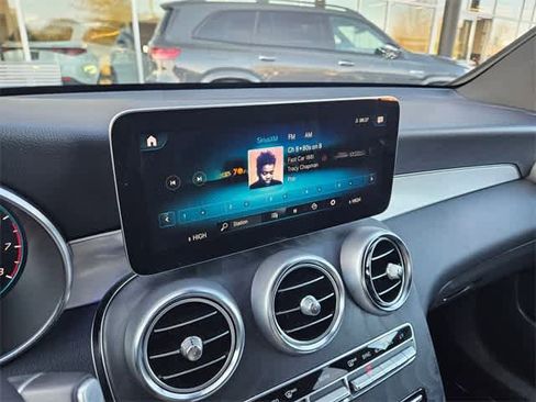 Used 2022 Mercedes-Benz GLC 300 image 25