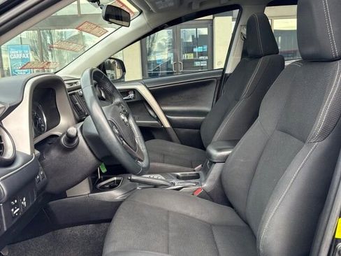 Used 2016 Toyota RAV4 XLE image 10