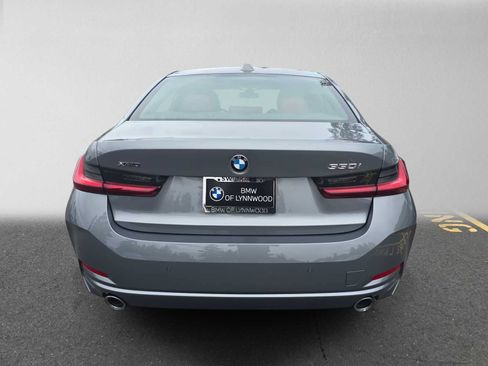Used 2026 BMW 330i xDrive Sedan w/ Convenience Package AWD/4WD image 4