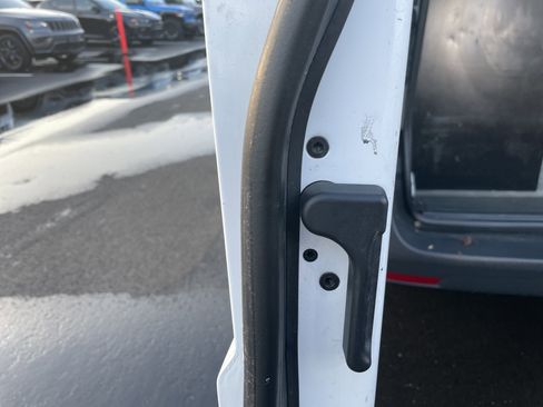 Used 2018 Mercedes-Benz Metris image 22