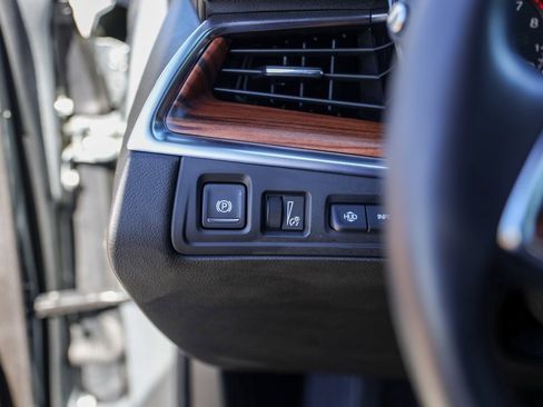 Certified 2023 Cadillac XT5 Premium Luxury w/ Technology Package image 15