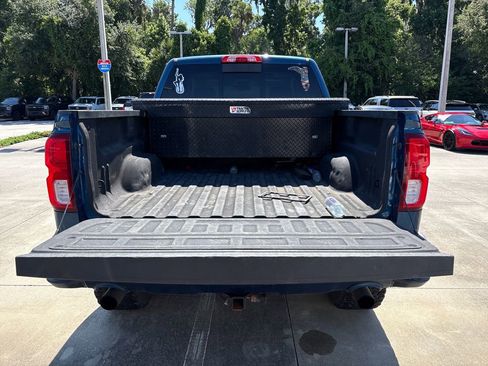 Used 2018 Chevrolet Silverado 1500 LTZ Z71 w/ LTZ Plus Package AWD/4WD image 32