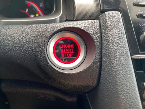 Used 2019 Honda Civic Type R image 12