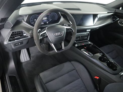 Used 2022 Audi e-tron GT Premium Plus w/ Performance Package image 9