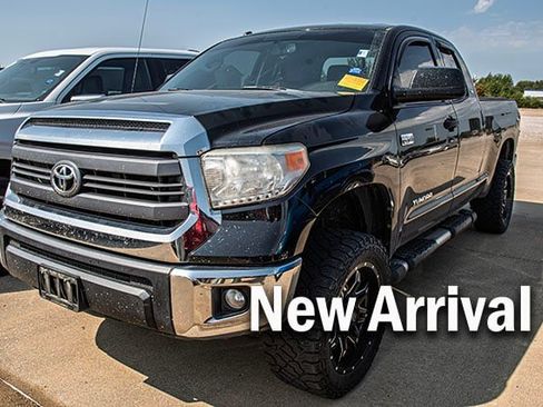 Used 2015 Toyota Tundra SR5 w/ TRD Off Road Package AWD/4WD image 1