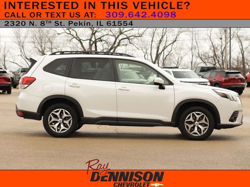 Used 2023 Subaru Forester Premium image 8