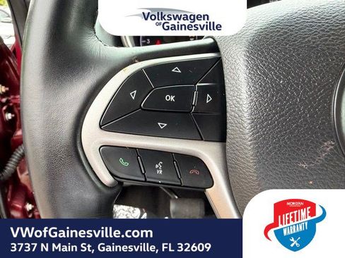 Used 2022 Jeep Grand Cherokee Laredo X RWD image 22