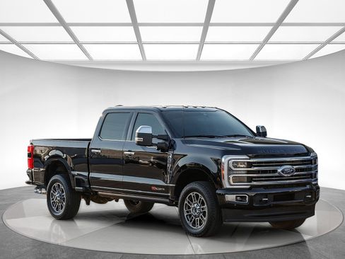 Used 2024 Ford F250 Limited image 5