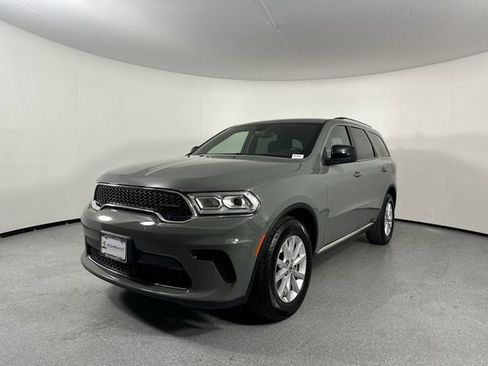 Used 2023 Dodge Durango SXT image 24