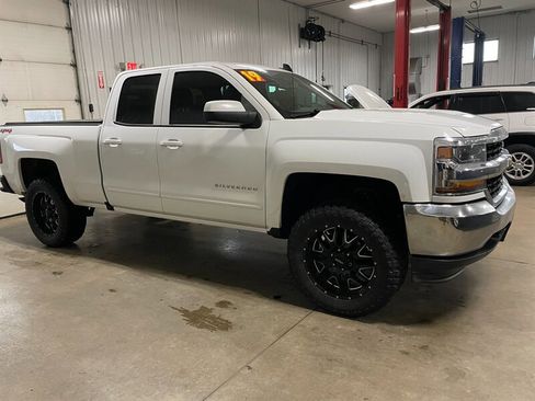 Used 2019 Chevrolet Silverado 1500 LT image 5