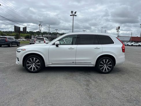 Certified 2023 Volvo XC90 B5 Plus w/ Protection Package AWD/4WD image 8