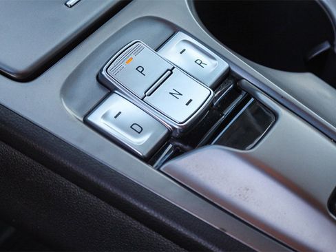 Used 2023 Hyundai Kona SE w/ Cargo Package image 19