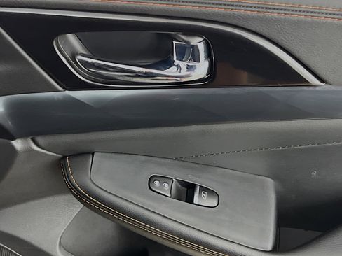 Used 2019 Nissan Maxima SR w/ Premium Package image 32