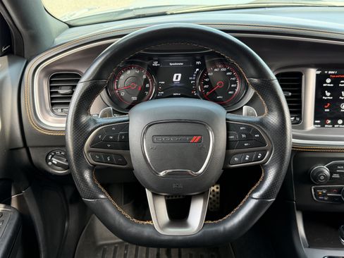 Used 2022 Dodge Charger Scat Pack RWD image 17