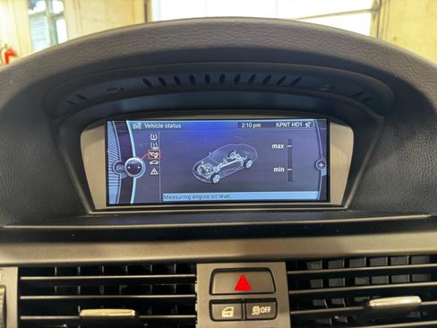 Used 2013 BMW 335i Convertible image 21