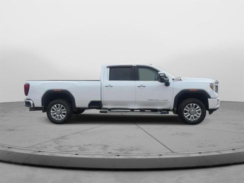 Used 2022 GMC Sierra 2500 Denali w/ Denali Ultimate Package AWD/4WD image 6