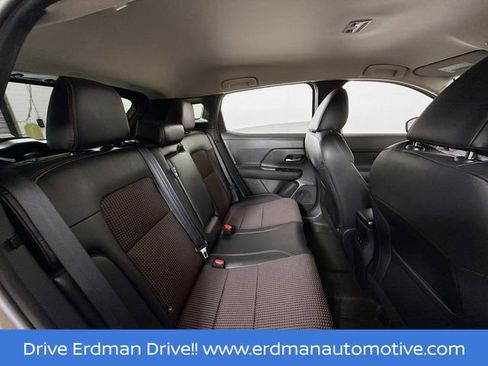 Certified 2025 Nissan Kicks SR image 26