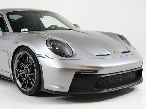Used 2024 Porsche 911 GT3 RWD image 10