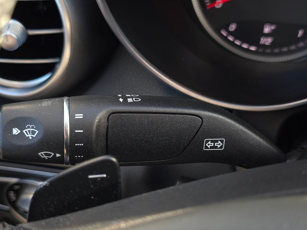 Used 2017 Mercedes-Benz C 300 4MATIC Sedan image 40