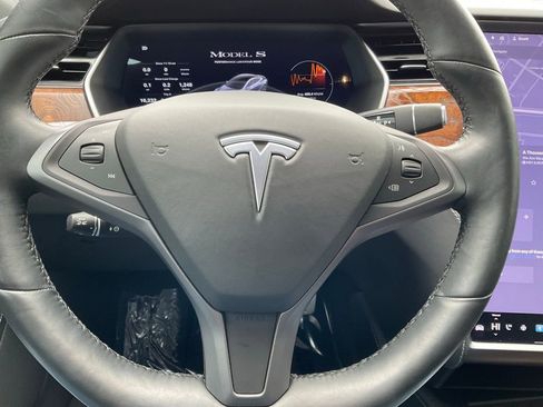 Used 2020 Tesla Model S Performance image 11
