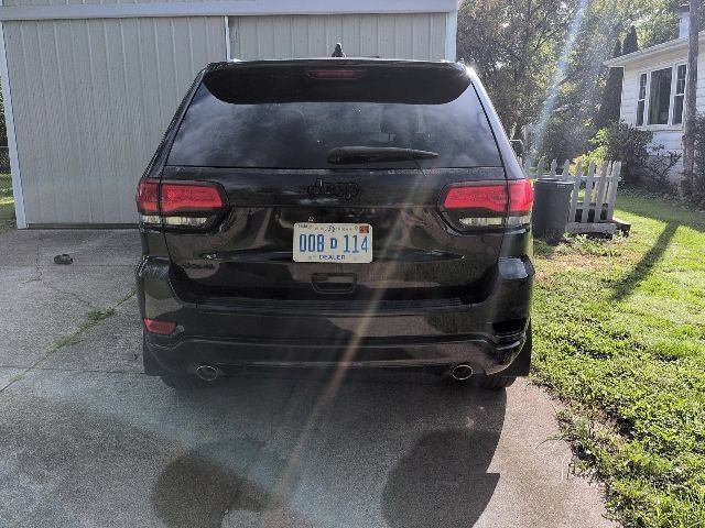 Used 2015 Jeep Grand Cherokee Altitude AWD/4WD image 5