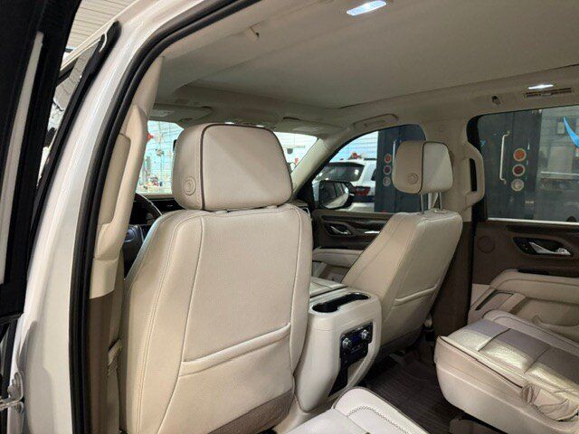 Used 2021 GMC Yukon XL Denali AWD/4WD image 35