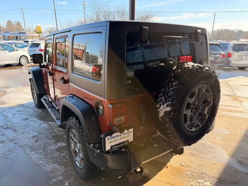 Used 2014 Jeep Wrangler Unlimited Rubicon w/ Dual Top Group image 5