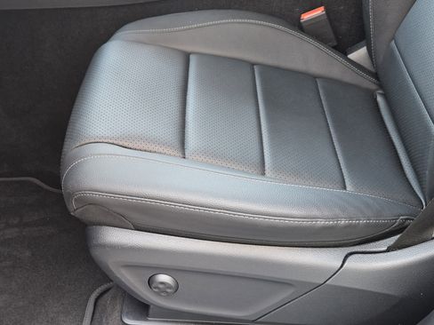 Certified 2026 Mercedes-Benz GLE 350 4MATIC image 24