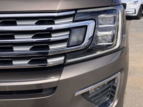 Used 2019 Ford Expedition Limited w/ Equipment Group 302A image 11