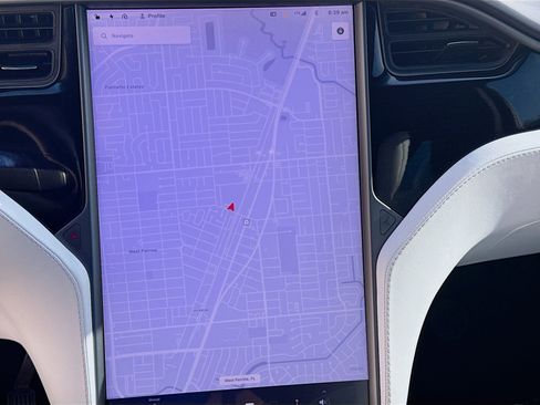 Used 2020 Tesla Model X Long Range image 11