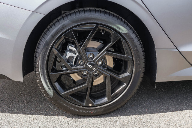 New 2026 Kia K5 GT-Line w/ GT-Line Premium Package FWD image 9