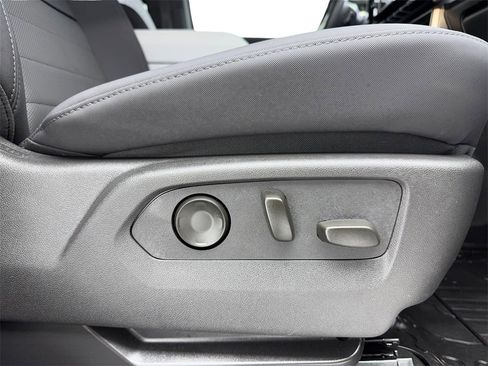 Used 2025 GMC Hummer EV 2X image 59