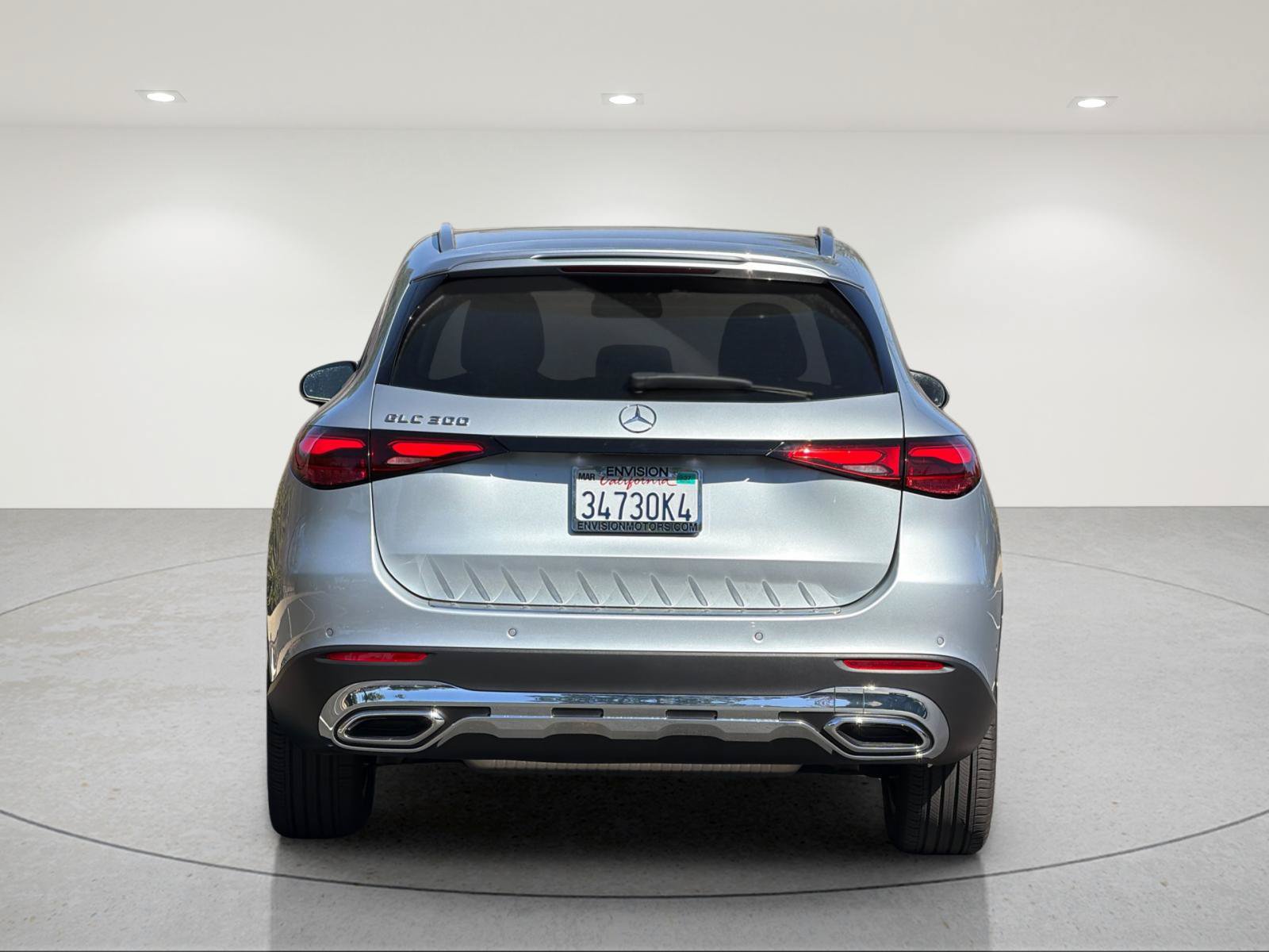 Used 2026 Mercedes-Benz GLC 300 image 3