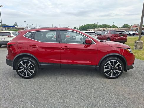 Used 2018 Nissan Rogue Sport SL w/ SL Premium Package AWD/4WD image 7