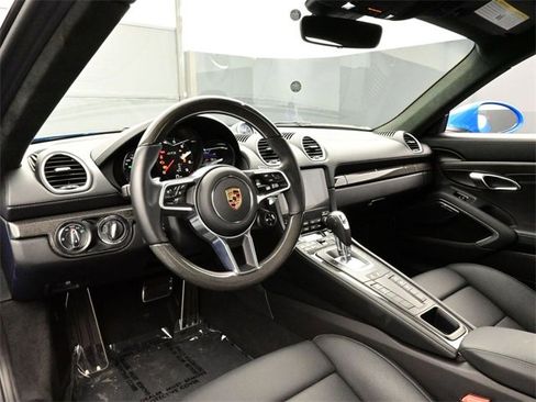 Certified 2025 Porsche 718 Cayman GTS image 4