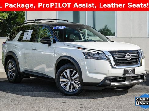 Used 2022 Nissan Pathfinder SL image 1