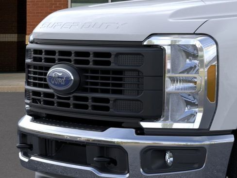 New 2026 Ford F250 XL w/ XL Driver Assist Package image 17