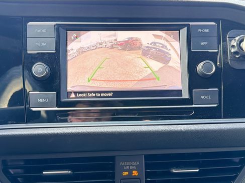 Used 2020 Volkswagen Jetta R-Line FWD image 31